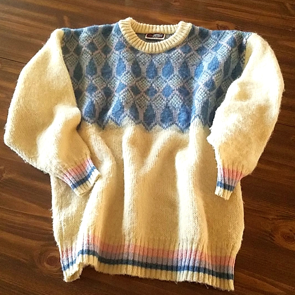 Genuine Icelandic Cashmere Sweater
